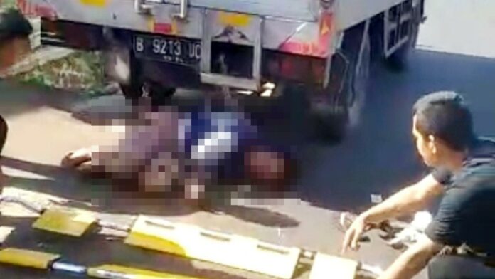 Bersenggolan Saat Menyalip, Pemotor di Sukadana Ciamis Luka Parah