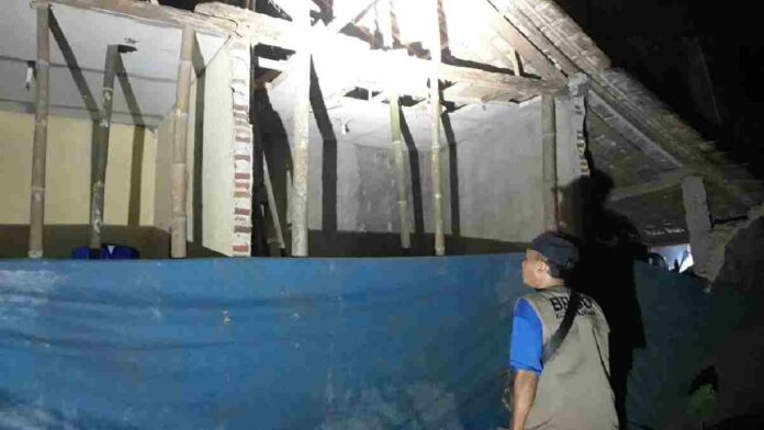 Dinding Rumah Warga Banjar