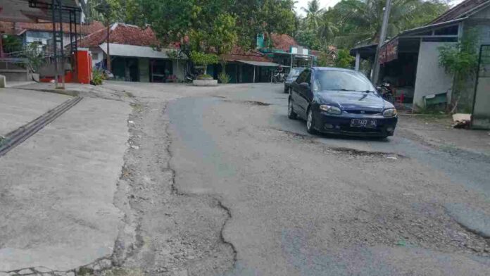 Jalan Pangleseran