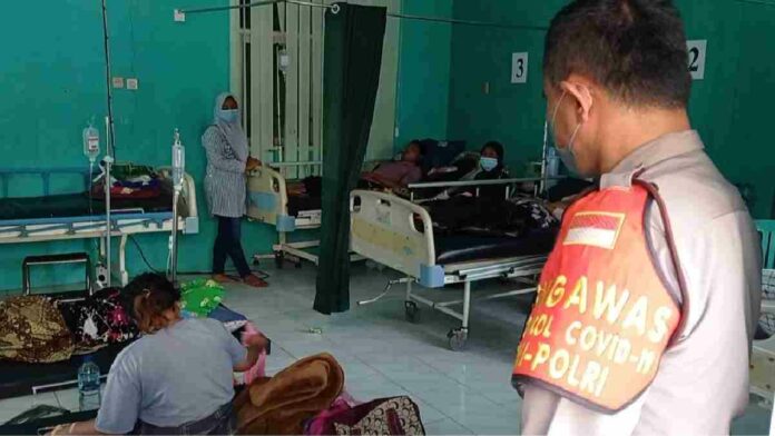 Warga Tasikmalaya Keracunan Massal