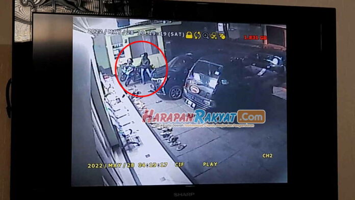 Motor Keluarga Pasien Klinik Bersalin di Kota Banjar Raib