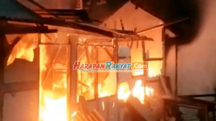Rumah Penjaga Sekolah di Tasikmalaya Hangus Terbakar