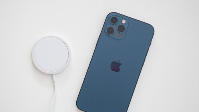 HP Apple iPhone 12s