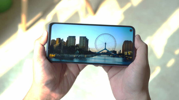 HP Vivo Y60 Berbekal Android 10.0, Simak Spek Lainnya!
