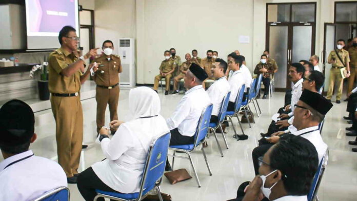 Herdiat Ingatkan Kades di Ciamis Jangan Terlibat Hukum