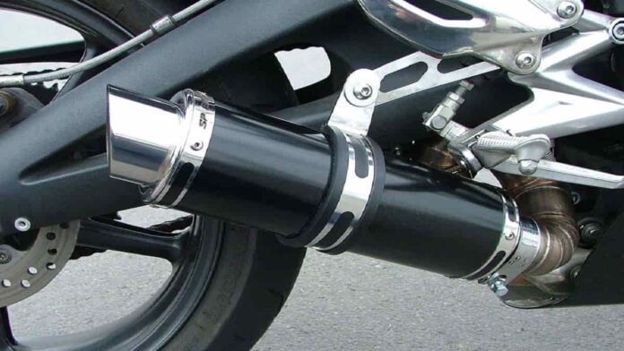 Knalpot Motor Bocor, Ketahui Penyebab, Tanda, dan Cara Mengatasinya!