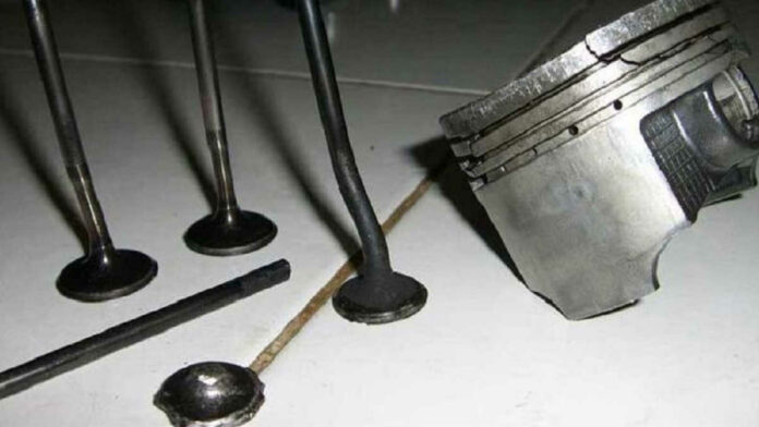 Penyebab Klep Motor Bengkok dan Cara Mengatasinya