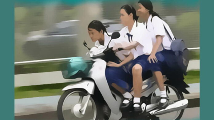 Anak dilarang bawa motor ke sekolah