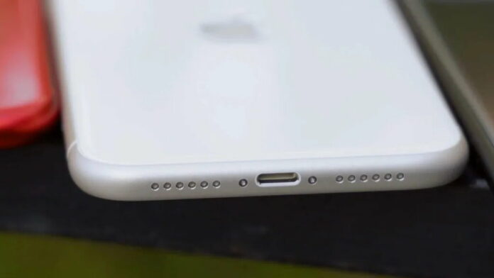 Cara Membersihkan Speaker iPhone dengan Alat Sederhana, Anti Ribet!