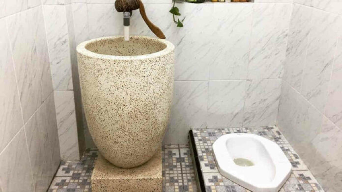Interior Kamar Mandi WC Jongkok, Nyaman dan Sederhana