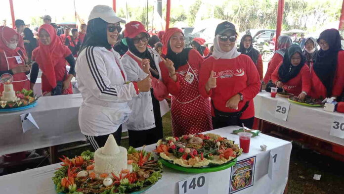 Jadi Makanan Khas, PDIP Pangandaran Gelar Festival Kuliner Urap