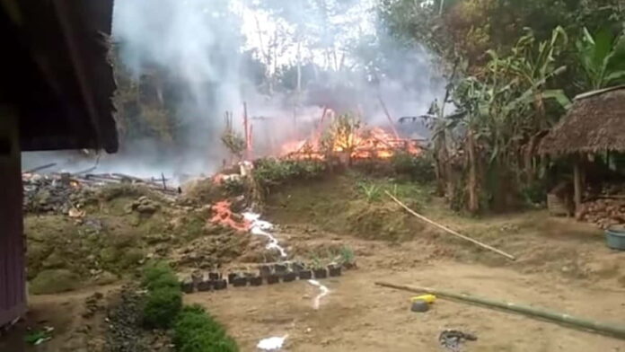 Kebakaran di Kampung Adat Kuta