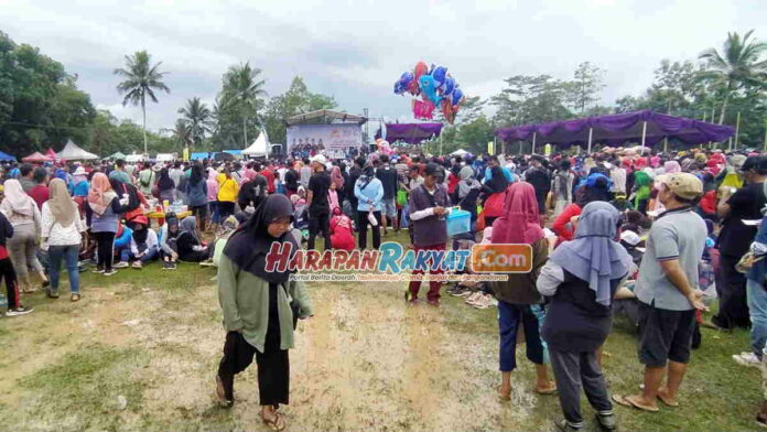 Meski Hujan, Peserta Jalan Santai Hari Jadi Ciamis Tetap Semangat