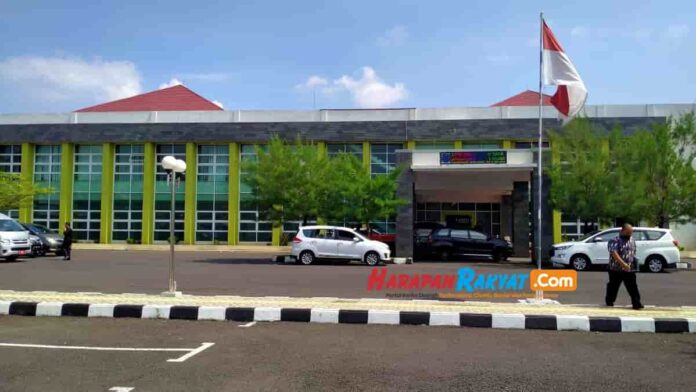 Gaji Pekerja Fiktif