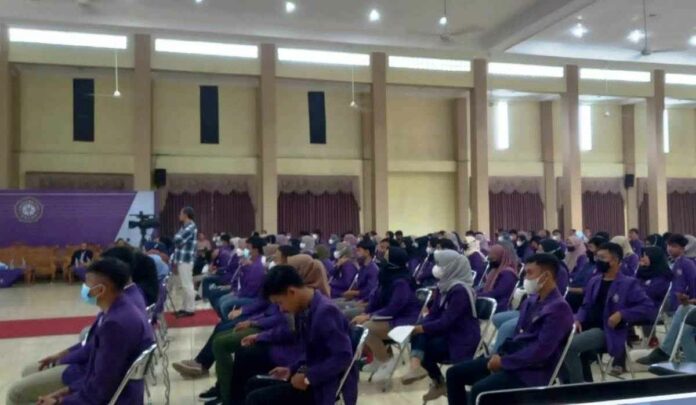Ratusan Mahasiswa Unigal Ciamis Ikuti Pembekalan KKN-PPM Tahun 2022