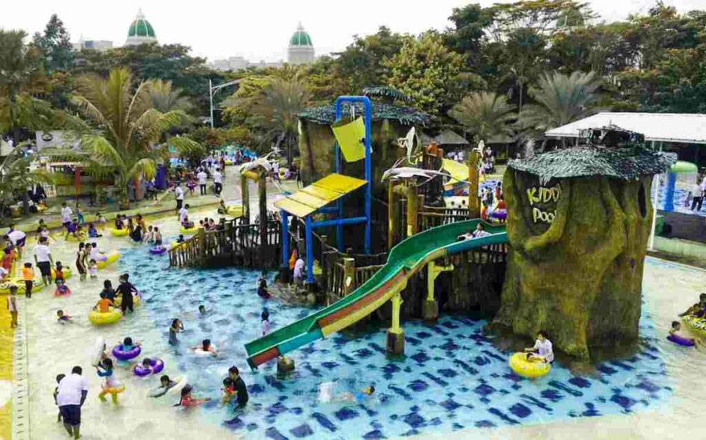 Objek Wisata Taruma Leisure Waterpark Karawang
