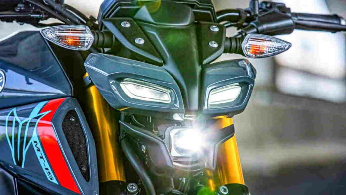 Yamaha MT-15 2022 Tampil Memikat dengan Warna dan Teknologi Baru!