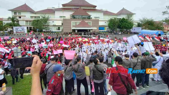 tenaga kesehatan honorer