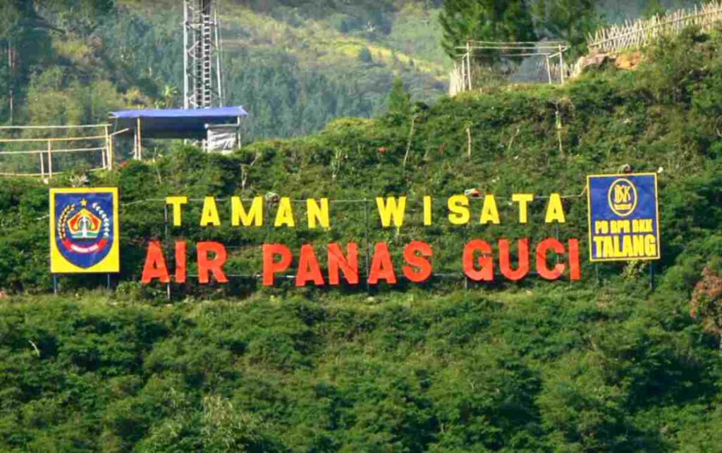 Objek Wisata Air Panas Guci Tegal Jawa Tengah