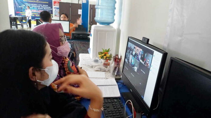Dugaan Suap Auditor BPK, Saksi KPK Akui tak Ada Perintah dari Ade Yasin