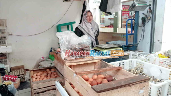 Harga Telur Ayam Naik, Pedagang di Pasar Ciamis Meringis Omzet Turun Drastis