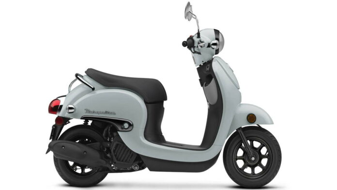 Honda Metropolitan 2022 Bergaya Eropa, Skutik Irit Bahan Bakar!