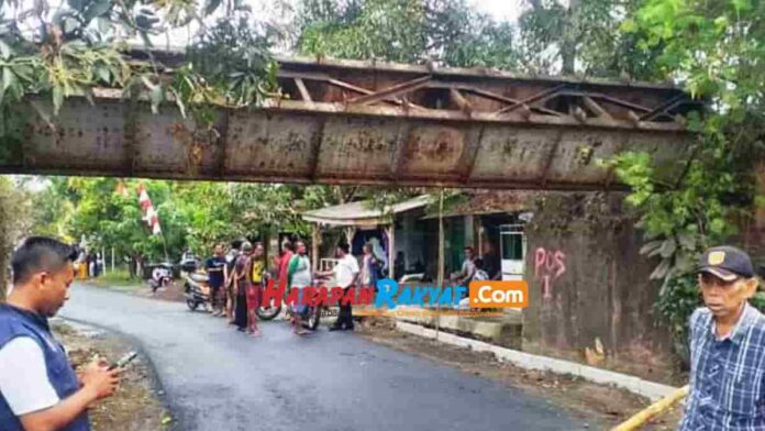 Jembatan Kereta