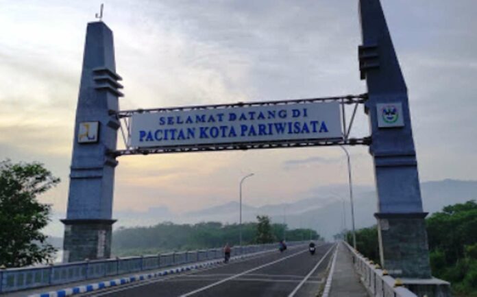 Tempat Wisata di Kabupaten Pacitan Jawa Timur