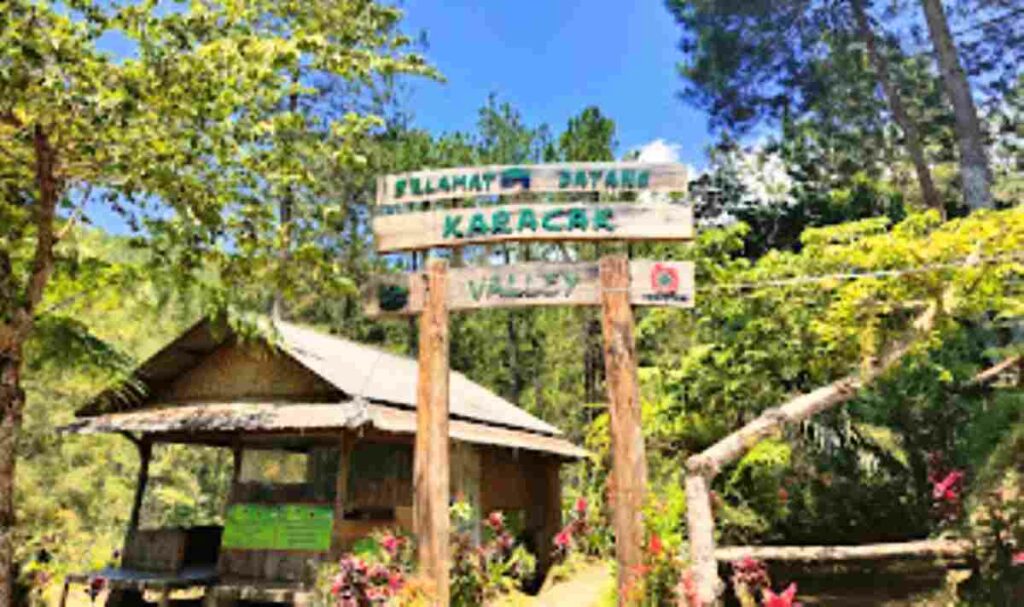 Objek Wisata Karacak Valley Garut Jawa Barat