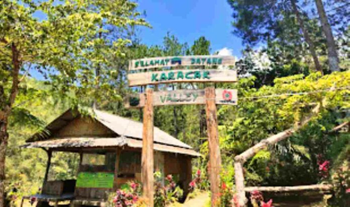 Objek Wisata Karacak Valley Garut Jawa Barat