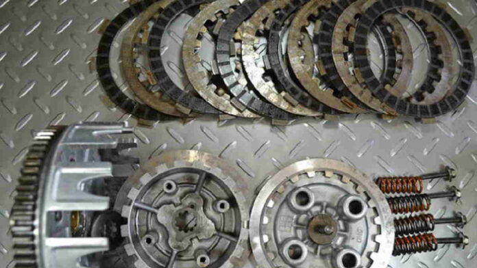 Komponen Kopling Manual Motor Beserta Fungsinya