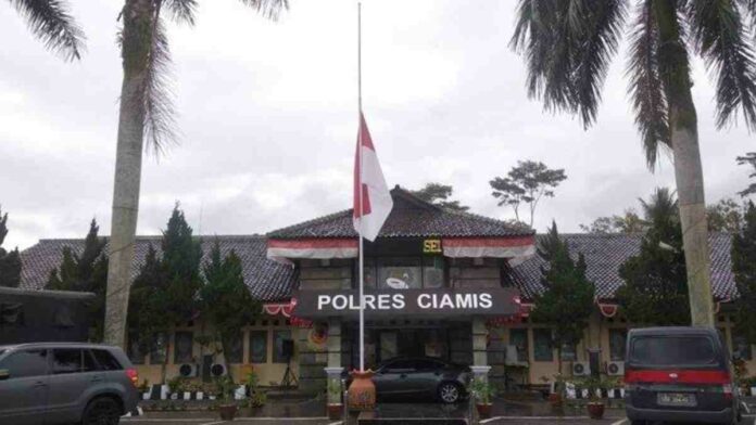 Kasus membunuh menggantung 8 bulan
