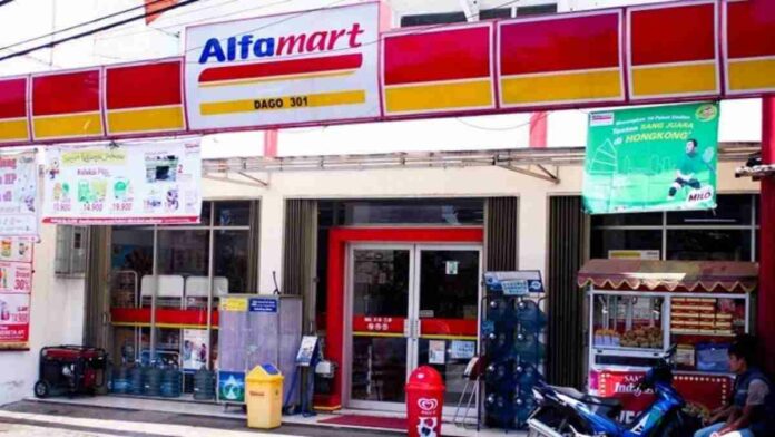 Saham Alfamart Turun Akibat Beredarnya Video Viral Pencurian