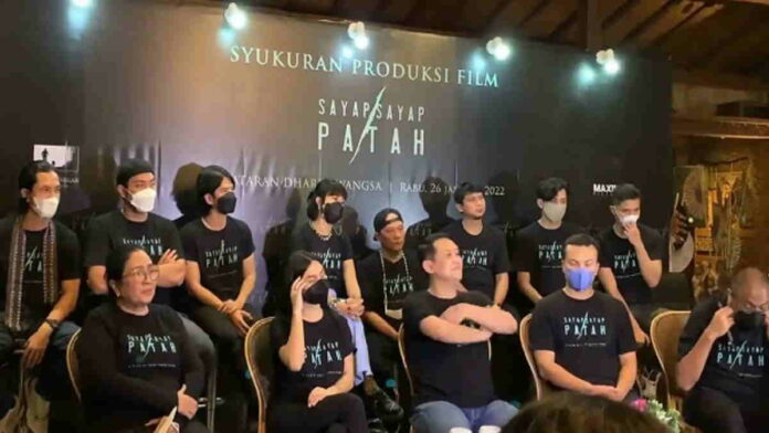 Sinopsis Sayap-Sayap Patah, Tayang di Bioskop 18 Agustus 2022