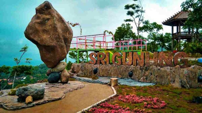 Objek Wisata Bukit Sri Gunung Batang Jawa Tengah