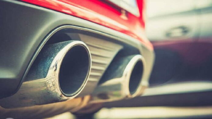 Cara Membuat Knalpot Mobil Keluar Api dan Penyebabnya