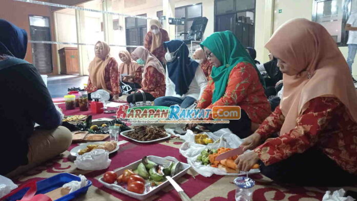 DWP DKUKMP Ciamis Buat Eco Enzyme dari Limbah Dapur