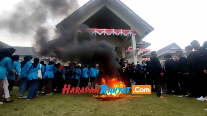 Ruang Rapat DPRD