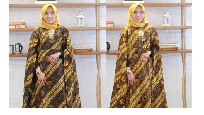 Gamis Cape Batik, Desain Unik Cocok untuk Acara Formal