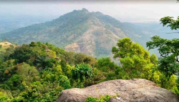 Objek Wisata Gunung Batu Lawang Cilegon Banten