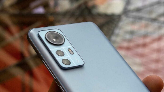 HP Xiaomi 13, Kamera 50MP, Refresh Rate 120 Hz