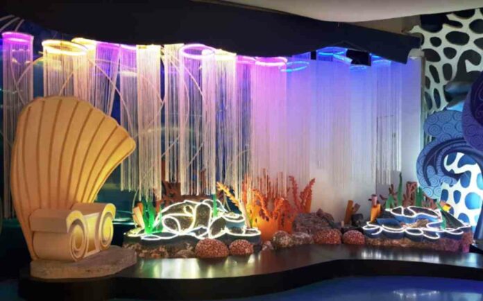 Objek Wisata Jakarta Aquarium & Safari