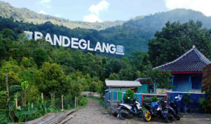 Tempat Wisata di Kabupaten Pandeglang Banten
