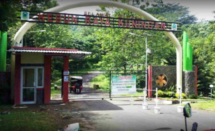Objek Wisata Kebun Raya Kuningan Jawa Barat
