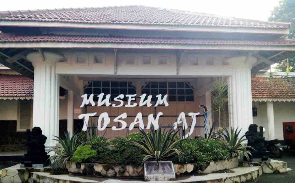 Objek Wisata Museum Tosan Aji Purworejo Jawa Tengah