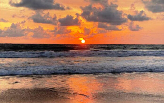 Objek Wisata Pantai Berawa Badung Bali