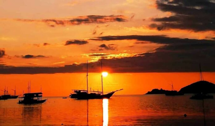 Objek Wisata Pantai Tanjung Kait Tangerang Banten