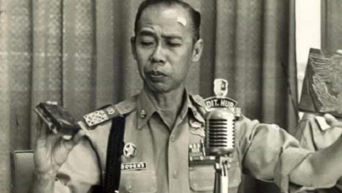 Profil Jenderal Hoegeng