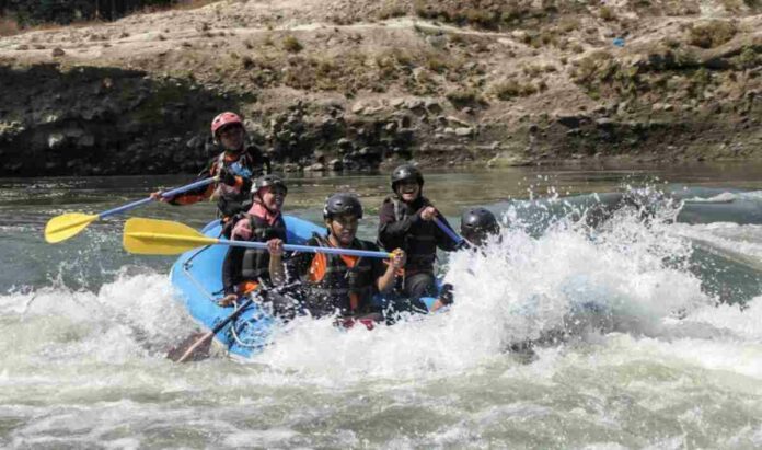 Objek Wisata Rafting Sungai Progo Bawah Kulon Progo Yogyakarta