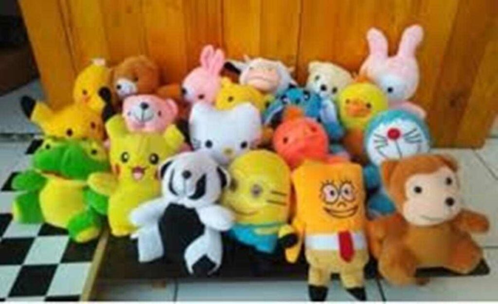 Objek Wisata Sentra Kerajinan Boneka Karawang Jawa Barat